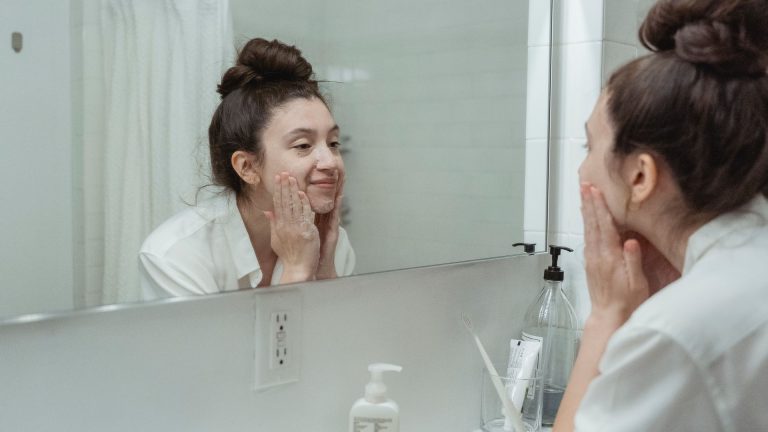 Les produits au collagène tiennent-ils leurs promesses pour une peau plus ferme ?