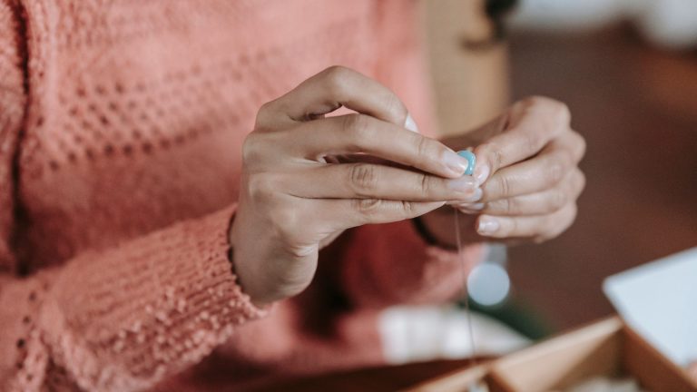 Bracelets fantaisie à faire soi-même pour exprimer son style